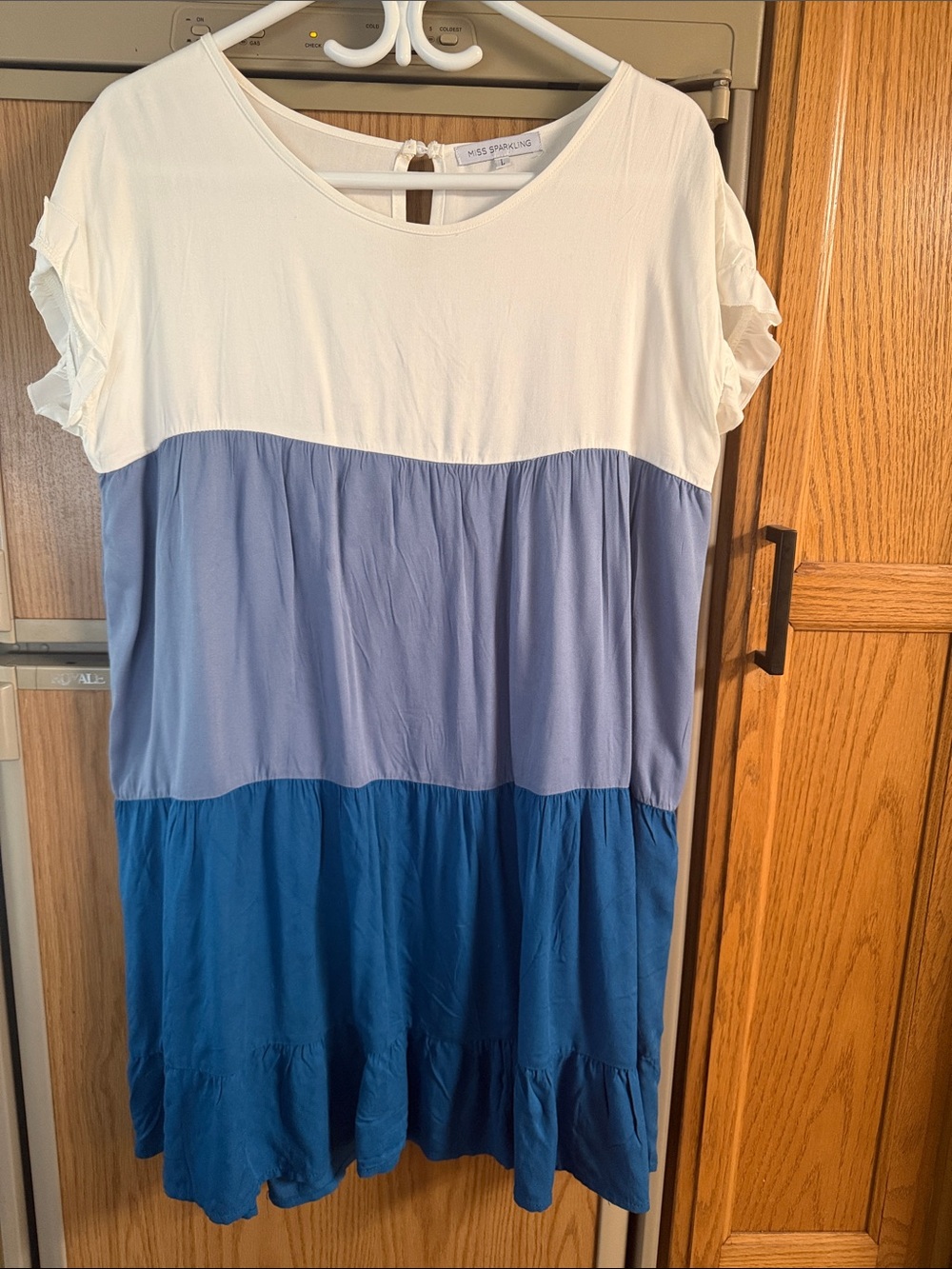 Colorblock Tiered Dress - White & Blue